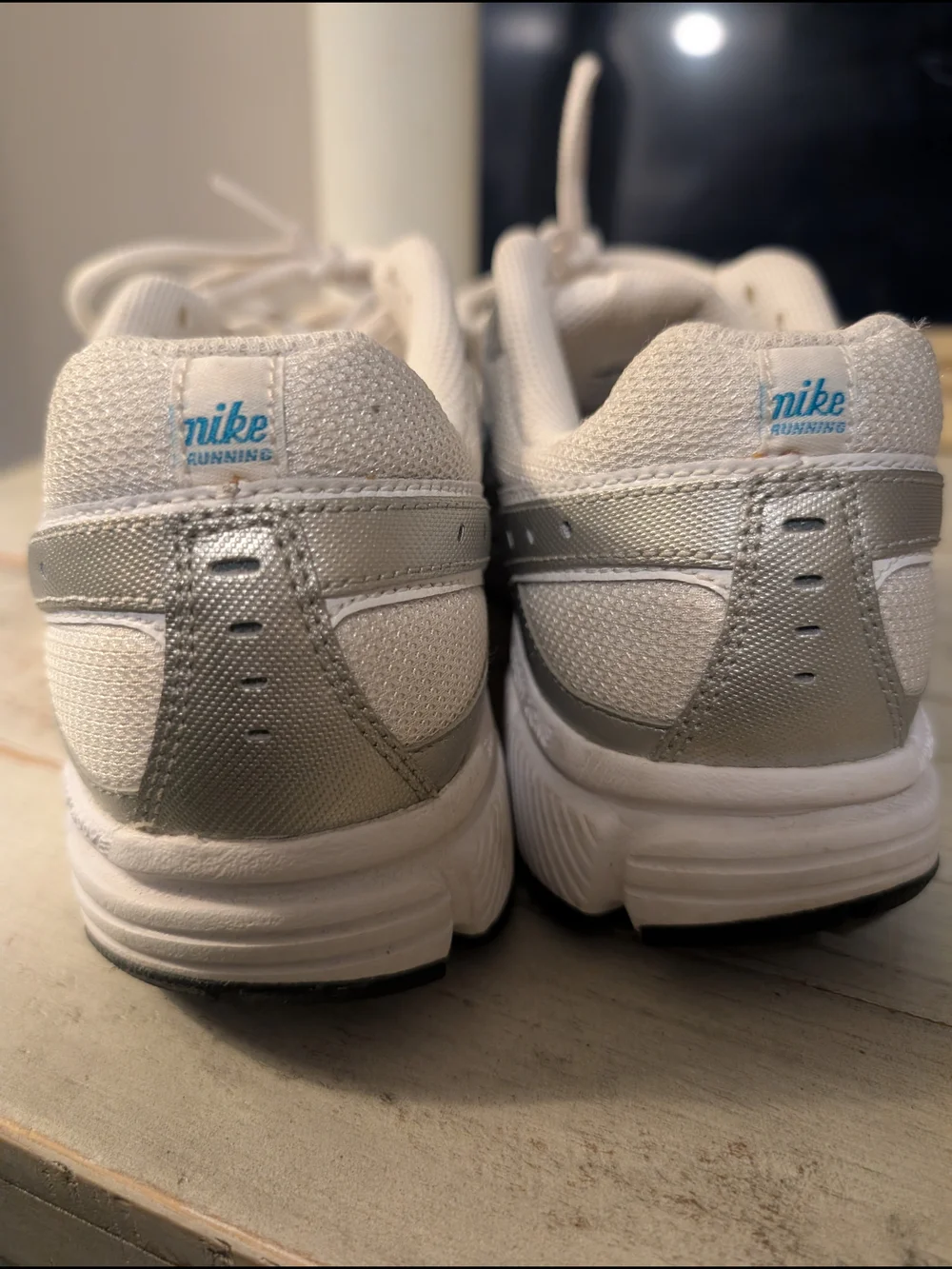 Nike Men's White Silver & Light Blue Athletic Running Shoes